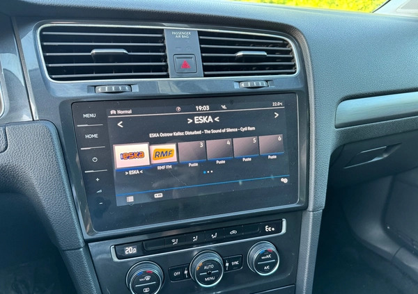 Volkswagen Golf cena 74900 przebieg: 67522, rok produkcji 2019 z Jordanów małe 301